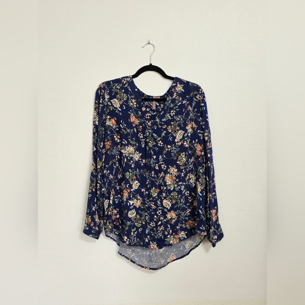 Floral Print Women's Blouse in Navy